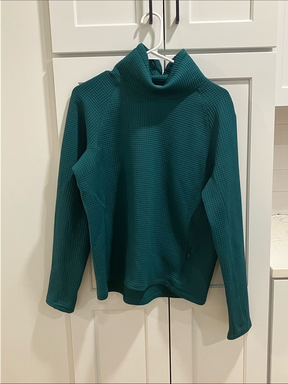 Lululemon Women's Green Waffle Knit Funnel Neck Long Sleeve Shirt Top